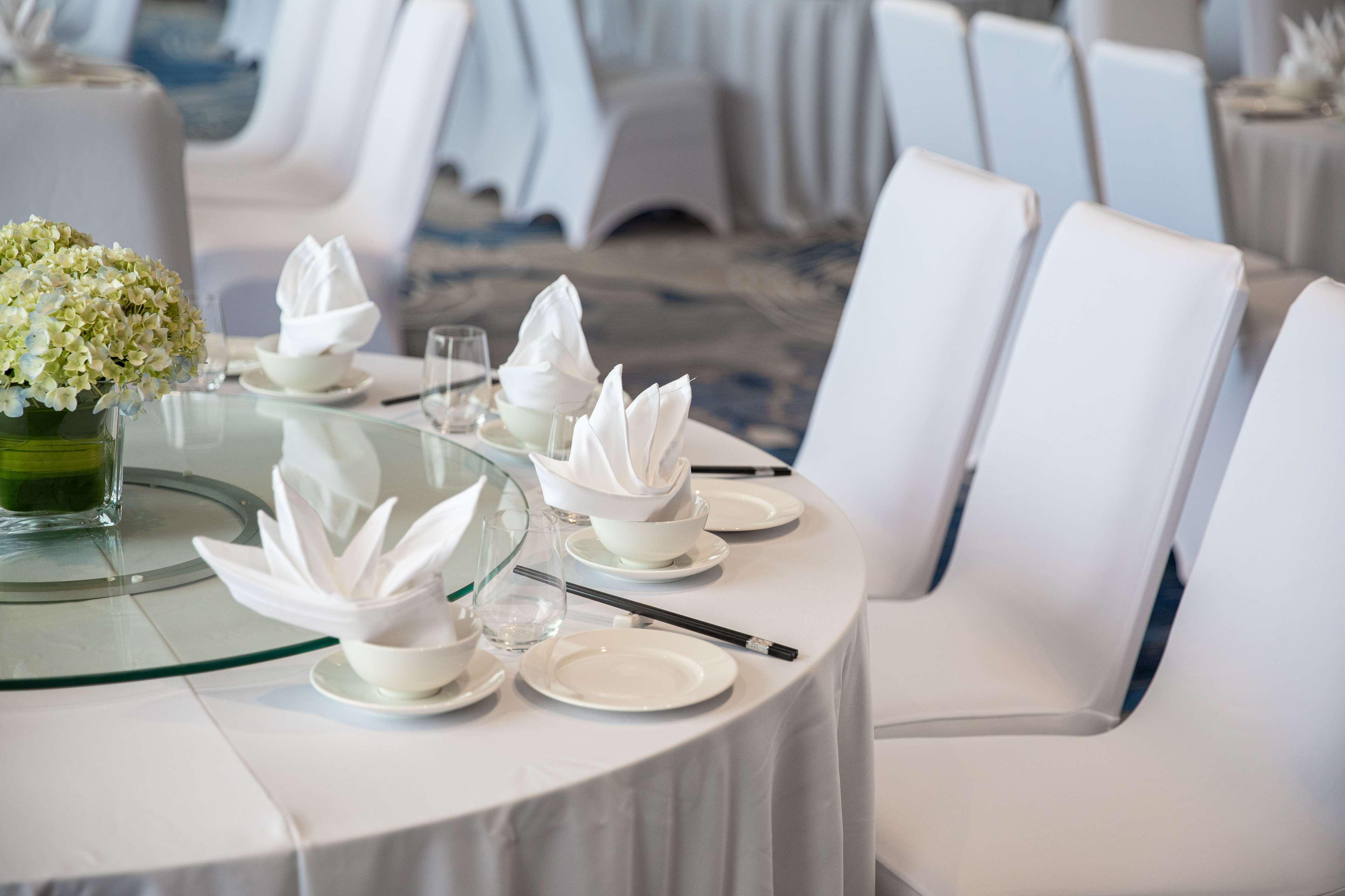 Radisson Khách sạn 5*