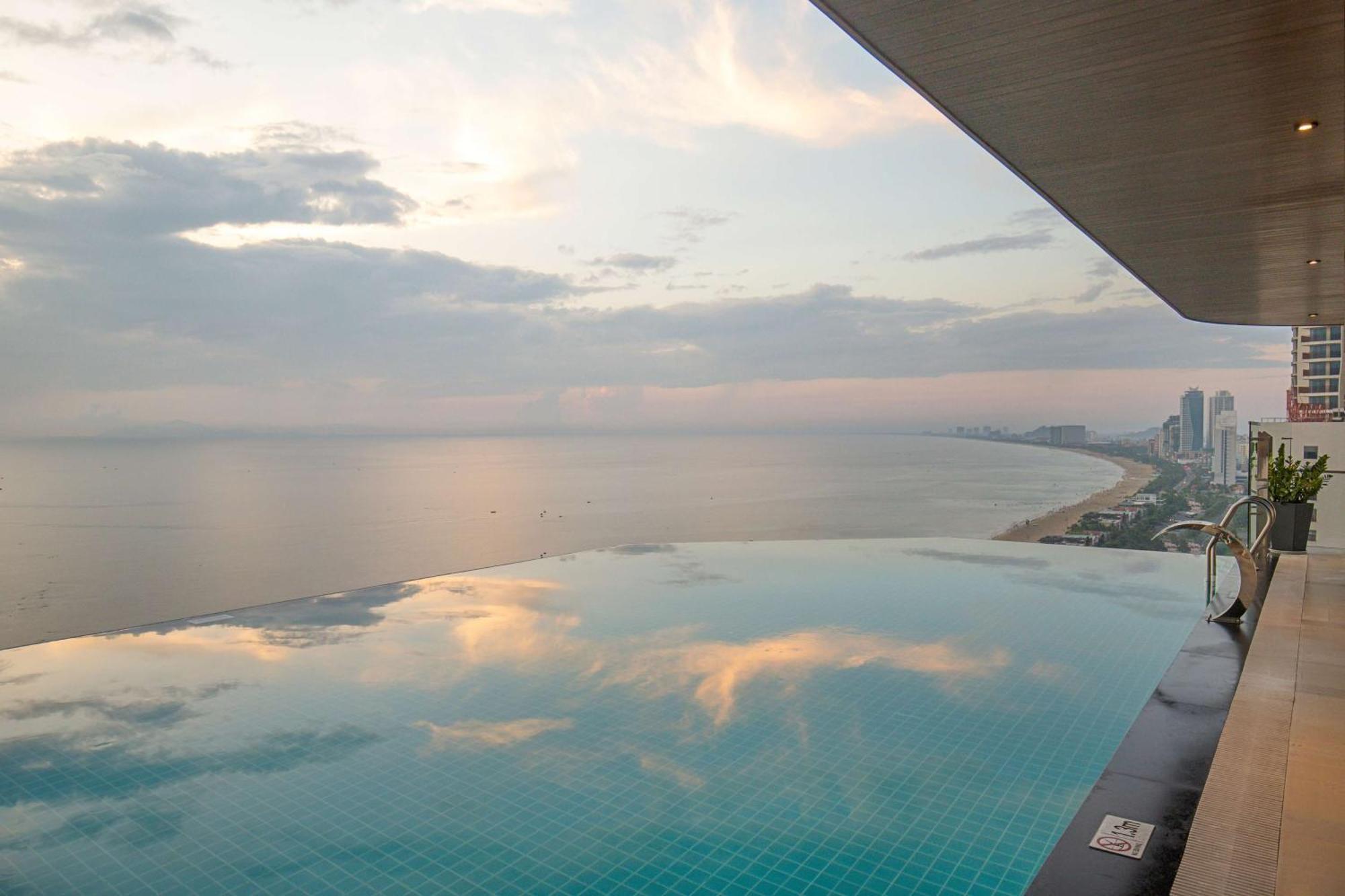 Radisson Khách sạn Đà Nẵng